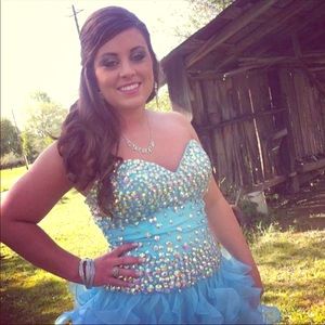 Sherri Hill prom dress